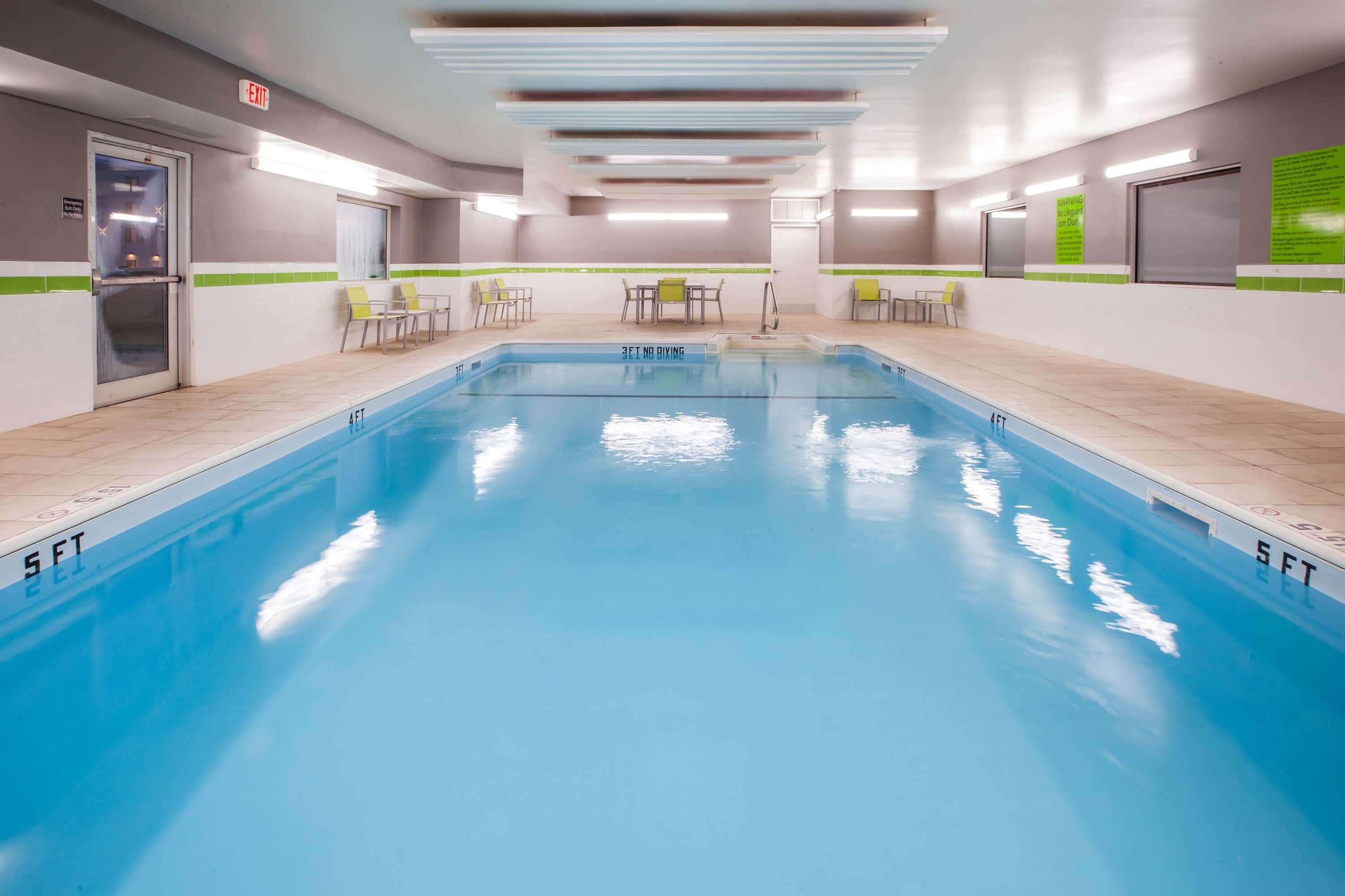 La Quinta Inn And Suites By Wyndham Elkhart Esterno foto