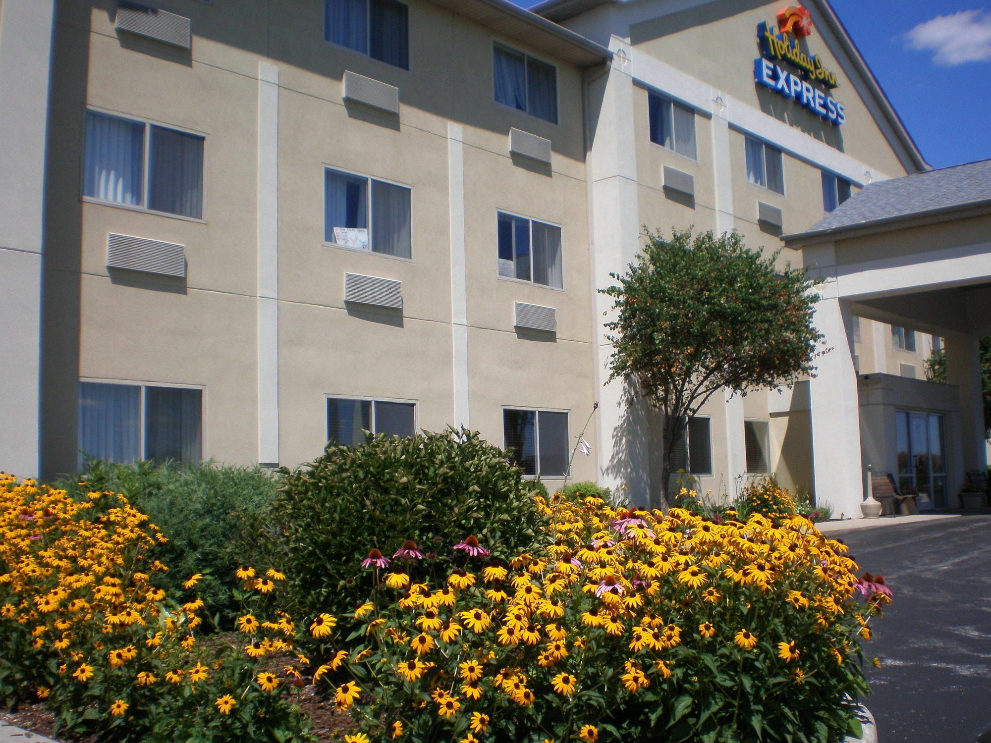 La Quinta Inn And Suites By Wyndham Elkhart Esterno foto